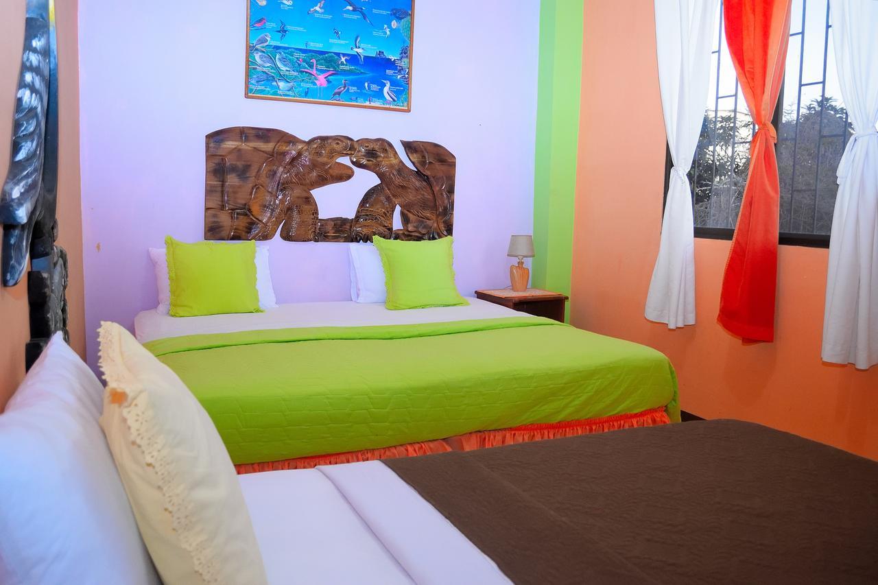 Tintorera Guest House Puerto Ayora  Luaran gambar