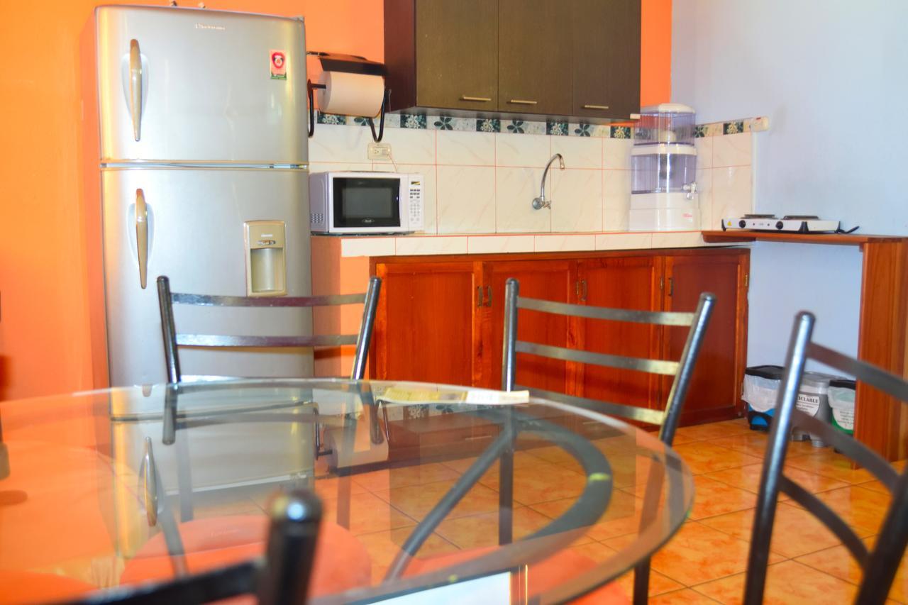 Tintorera Guest House Puerto Ayora  Luaran gambar