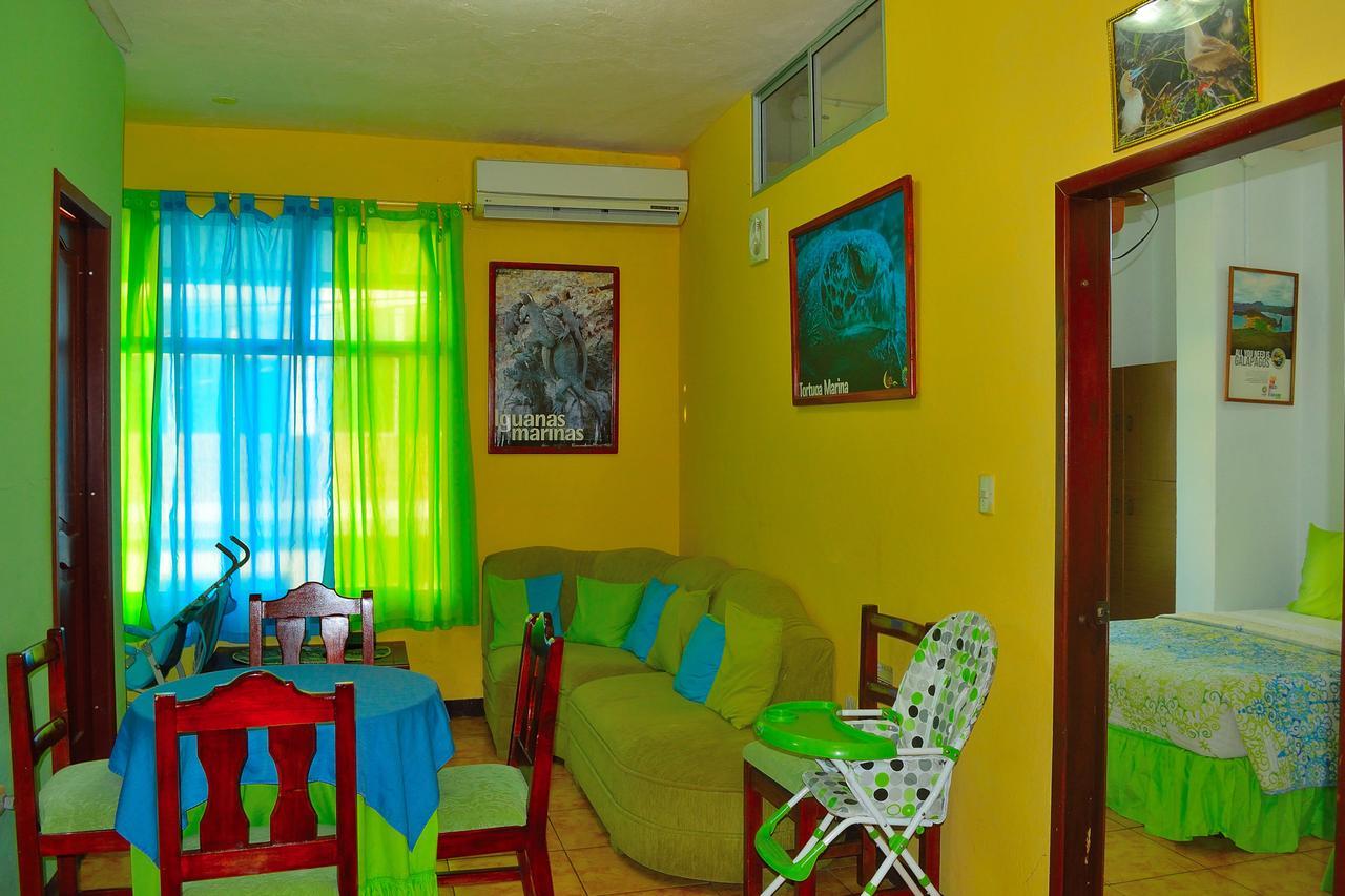 Tintorera Guest House Puerto Ayora  Luaran gambar