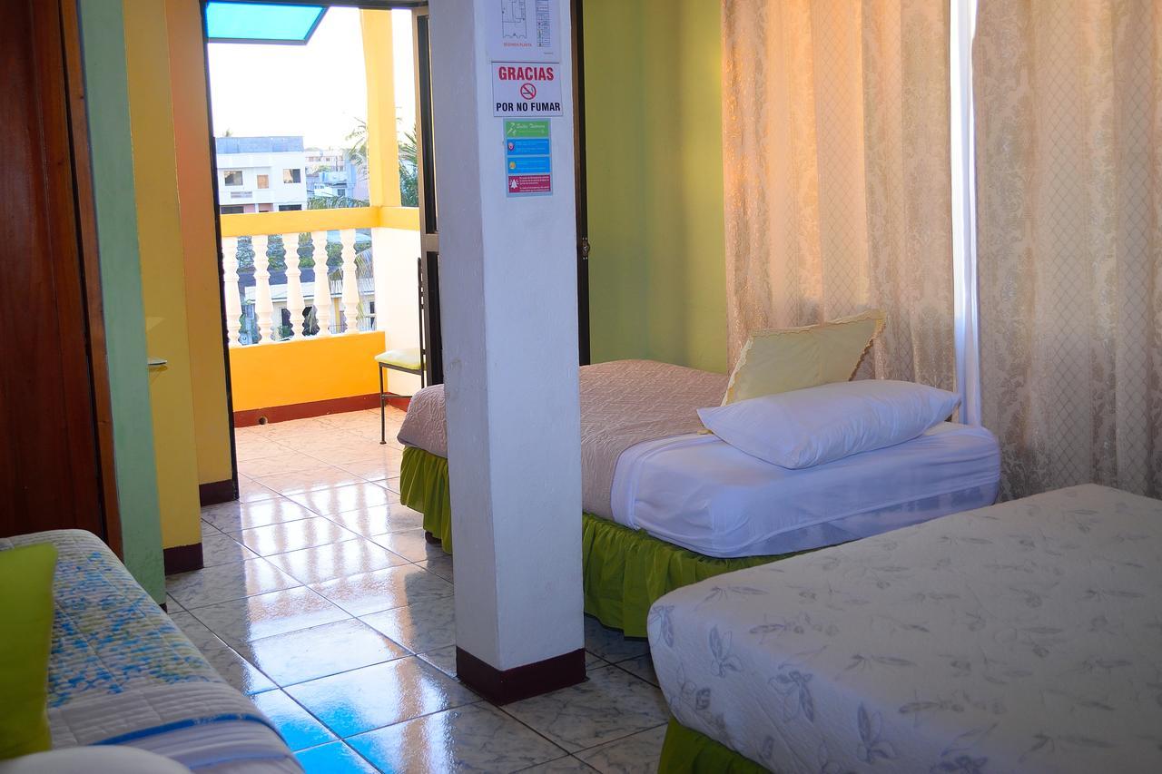 Tintorera Guest House Puerto Ayora  Luaran gambar