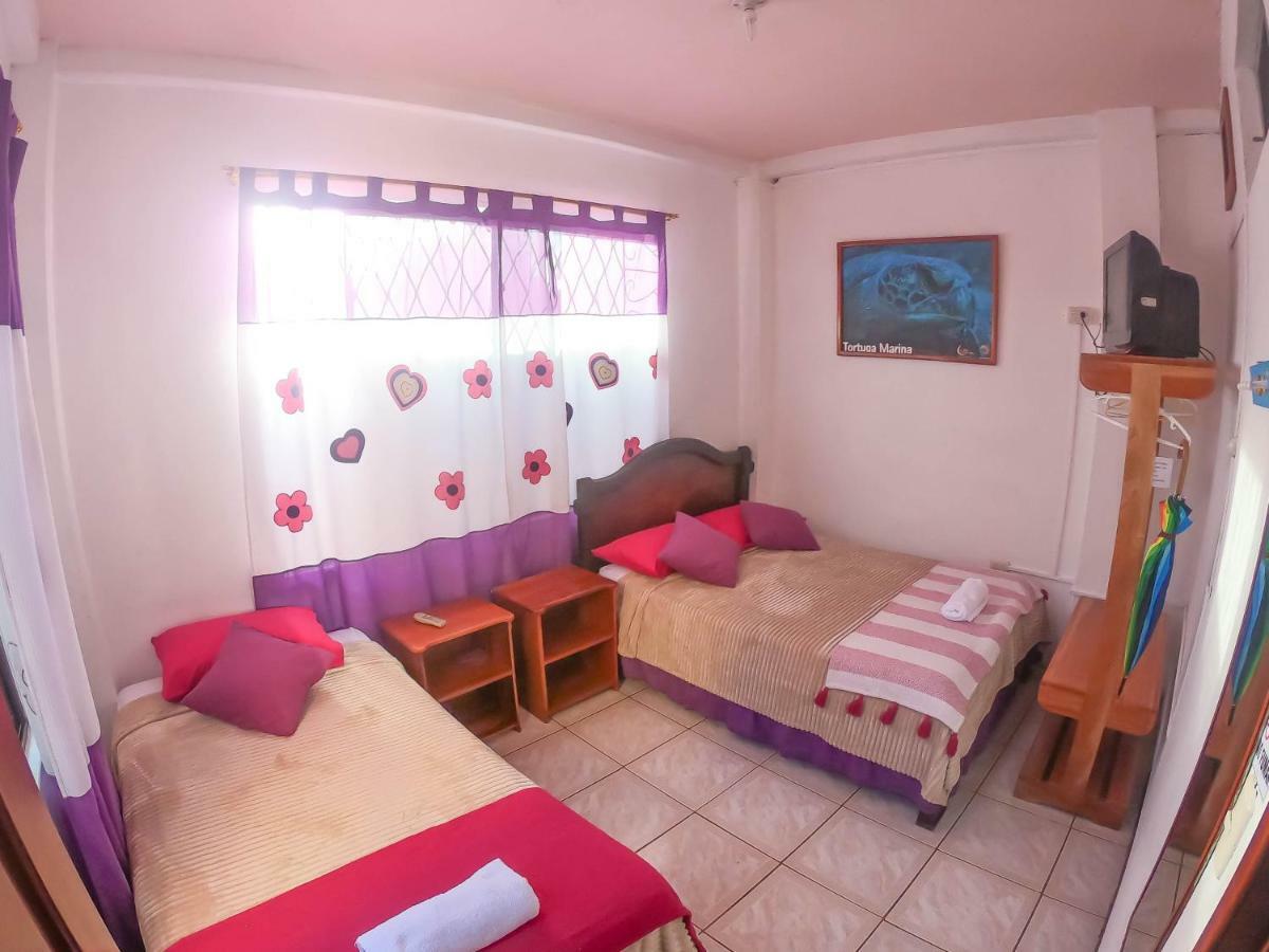 Tintorera Guest House Puerto Ayora  Luaran gambar