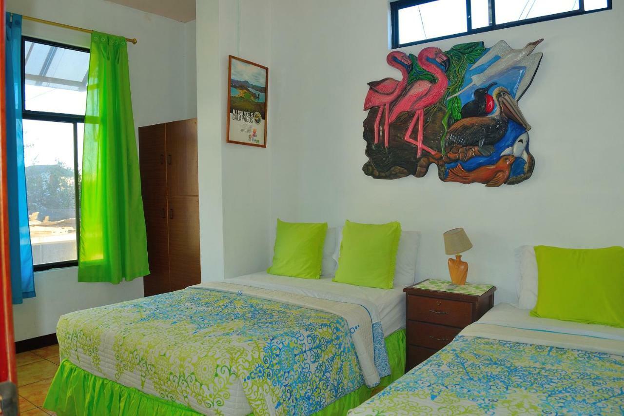 Tintorera Guest House Puerto Ayora  Luaran gambar